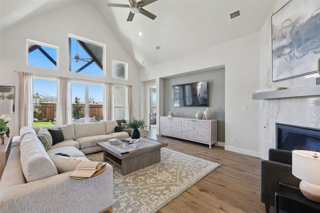 2253 Garnet Drive, Waxahachie, TX 75167