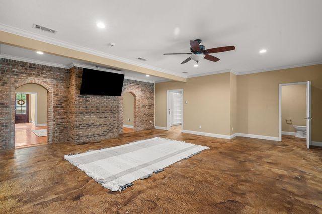 22 Jubilee Point, Hattiesburg, MS 39402