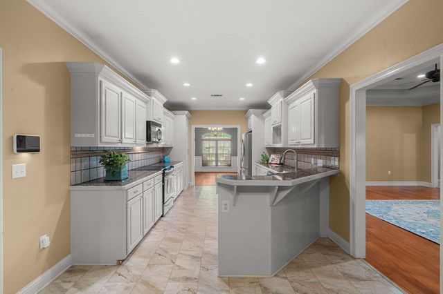 22 Jubilee Point, Hattiesburg, MS 39402