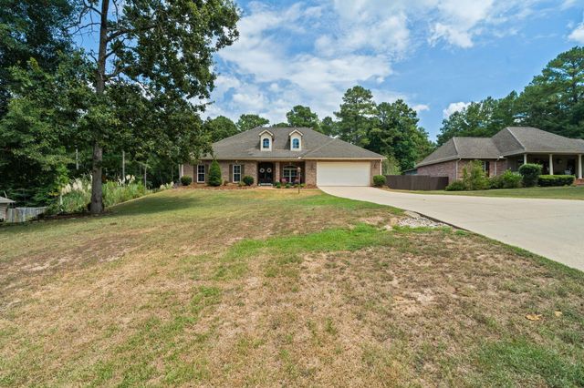 22 Jubilee Point, Hattiesburg, MS 39402