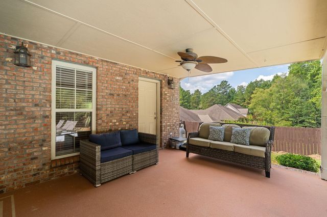 22 Jubilee Point, Hattiesburg, MS 39402