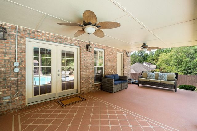 22 Jubilee Point, Hattiesburg, MS 39402