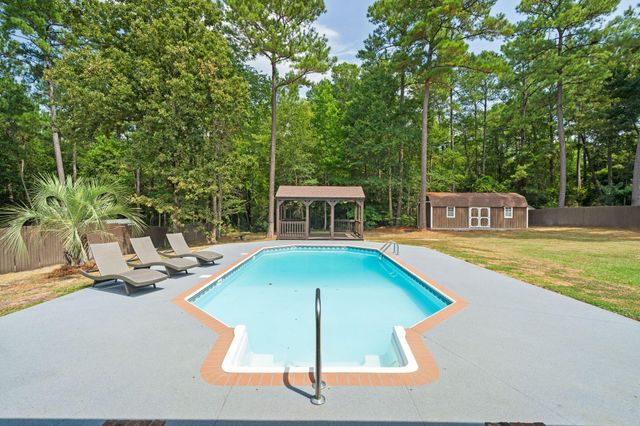 22 Jubilee Point, Hattiesburg, MS 39402