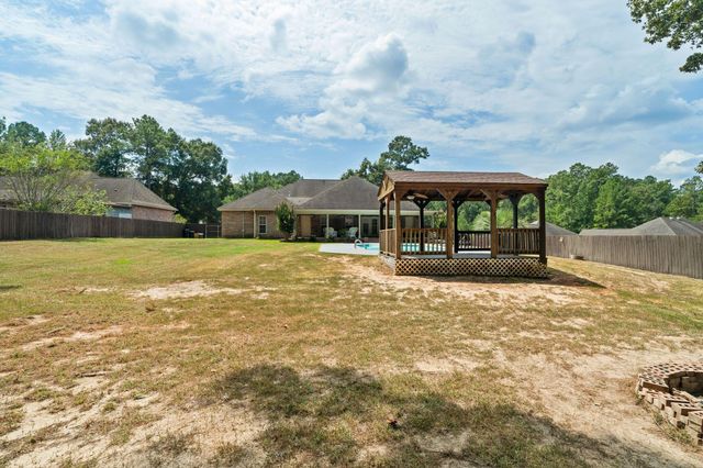 22 Jubilee Point, Hattiesburg, MS 39402