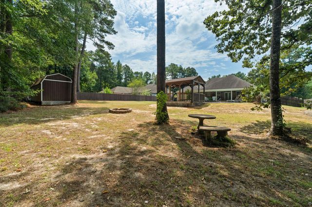 22 Jubilee Point, Hattiesburg, MS 39402