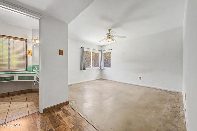 5125 E OSBORN Road, Phoenix, AZ 85018