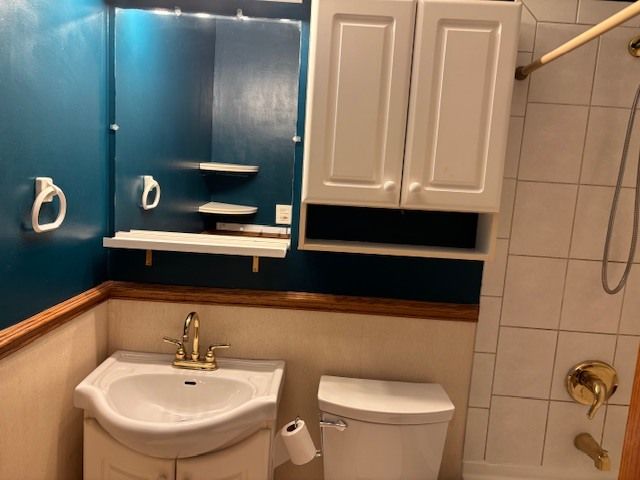 332 El Paso Lane, Carol Stream, IL 60188