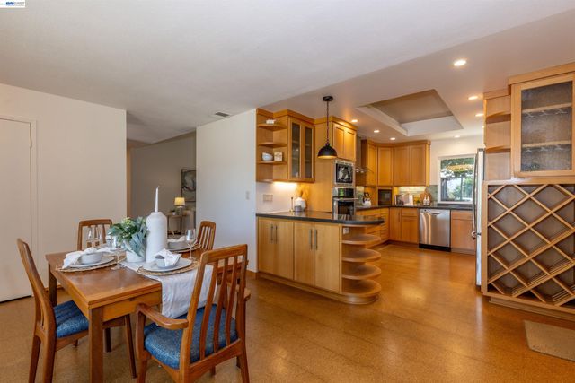 35366 Ronda Ct, Fremont, CA 94536