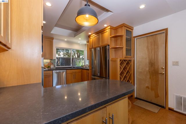 35366 Ronda Ct, Fremont, CA 94536