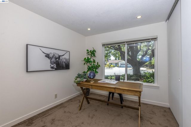 35366 Ronda Ct, Fremont, CA 94536