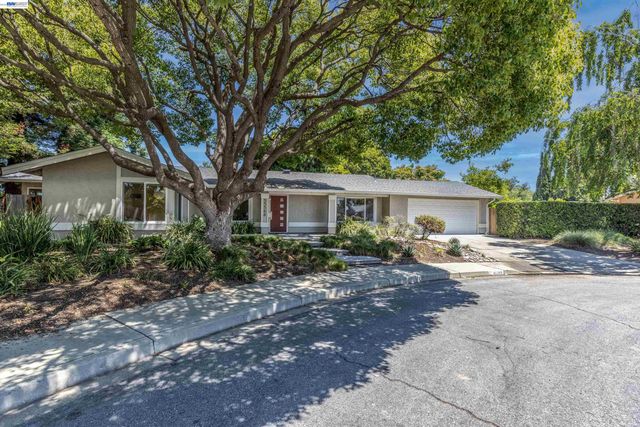 35366 Ronda Ct, Fremont, CA 94536