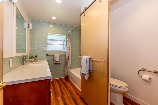 35366 Ronda Ct, Fremont, CA 94536