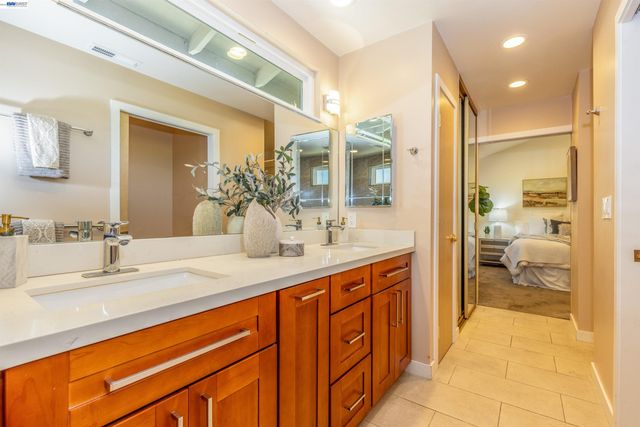 35366 Ronda Ct, Fremont, CA 94536