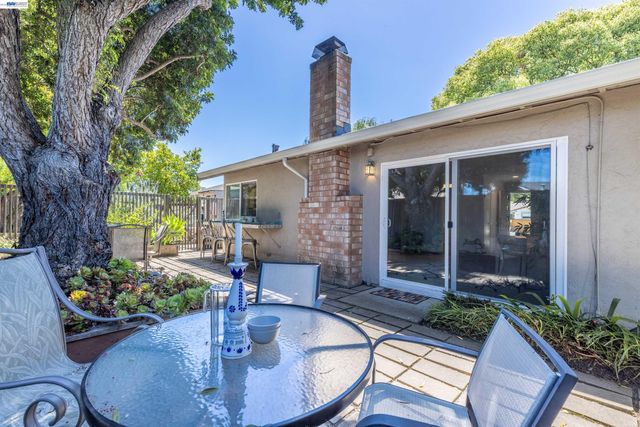 35366 Ronda Ct, Fremont, CA 94536