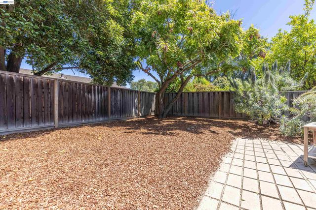 35366 Ronda Ct, Fremont, CA 94536