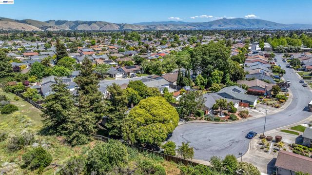 35366 Ronda Ct, Fremont, CA 94536