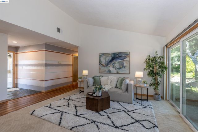 35366 Ronda Ct, Fremont, CA 94536