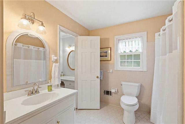 7610 Nesbit Ferry Road, Sandy Springs, GA 30350