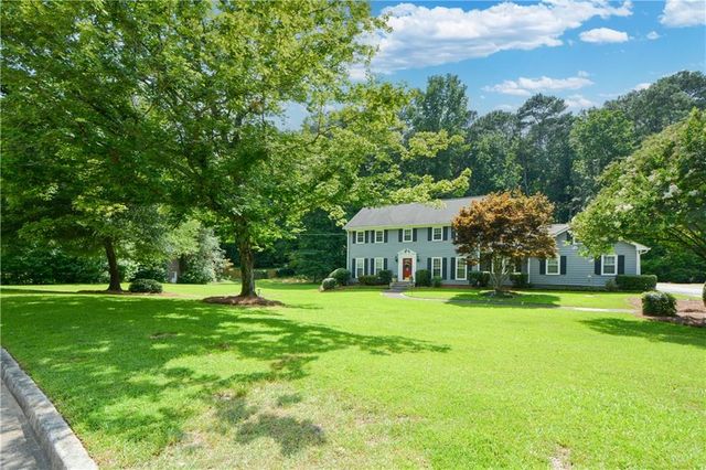 7610 Nesbit Ferry Road, Sandy Springs, GA 30350