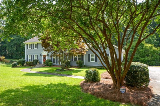 7610 Nesbit Ferry Road, Sandy Springs, GA 30350