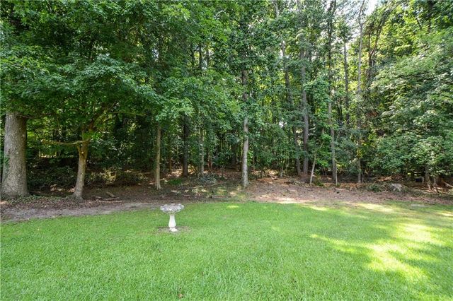 7610 Nesbit Ferry Road, Sandy Springs, GA 30350