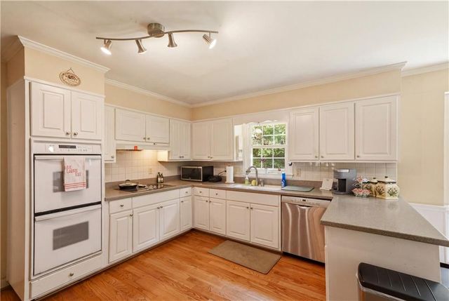 7610 Nesbit Ferry Road, Sandy Springs, GA 30350