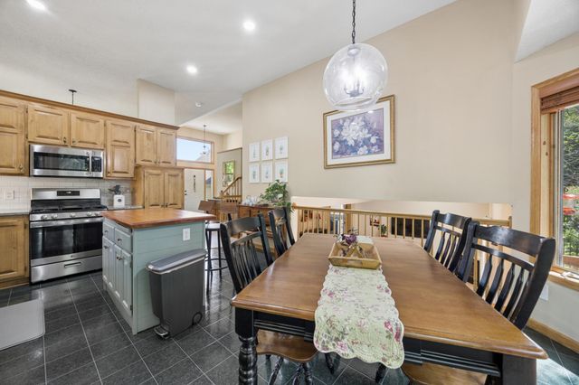 638 Oakwood Drive, Shoreview, MN 55126