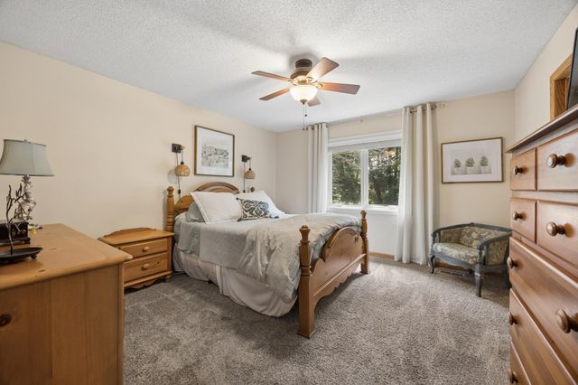 638 Oakwood Drive, Shoreview, MN 55126