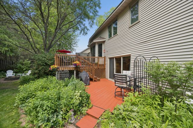 638 Oakwood Drive, Shoreview, MN 55126