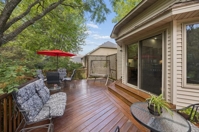 638 Oakwood Drive, Shoreview, MN 55126