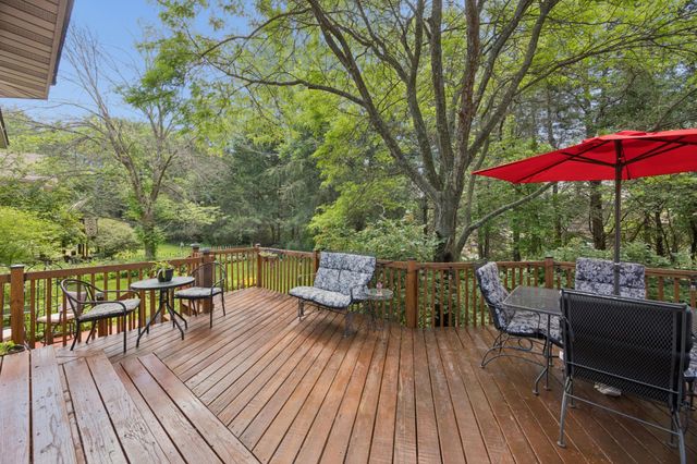 638 Oakwood Drive, Shoreview, MN 55126