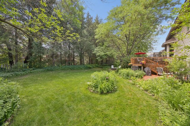 638 Oakwood Drive, Shoreview, MN 55126