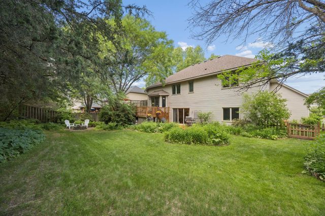 638 Oakwood Drive, Shoreview, MN 55126