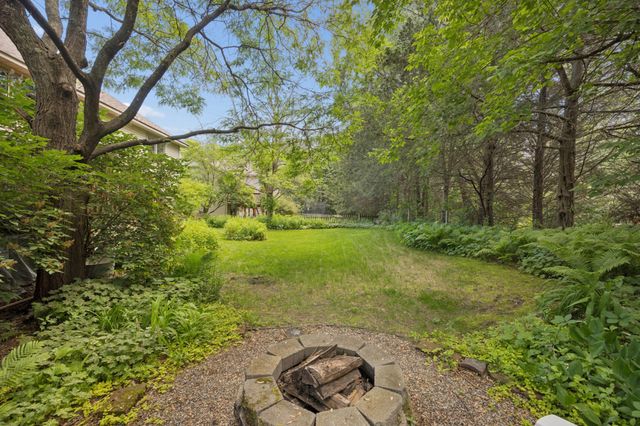 638 Oakwood Drive, Shoreview, MN 55126