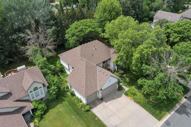 638 Oakwood Drive, Shoreview, MN 55126