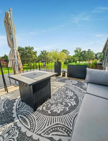 417 Country Club Drive, St Clair Shores, MI 48082