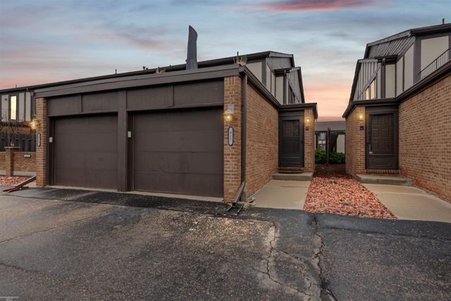 417 Country Club Drive, St Clair Shores, MI 48082