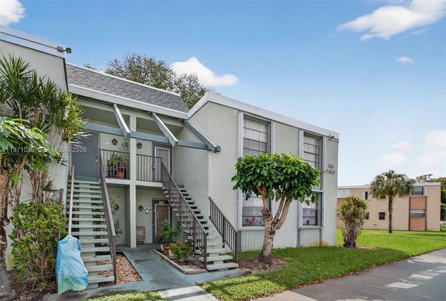 7310 NW 18th St 208, Margate, FL 33063