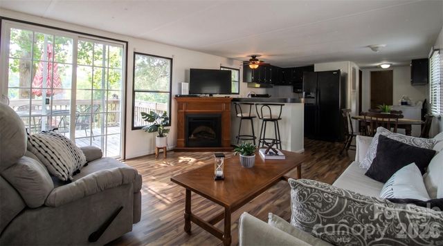 535 Lake Shore Drive 150, New London, NC 28127
