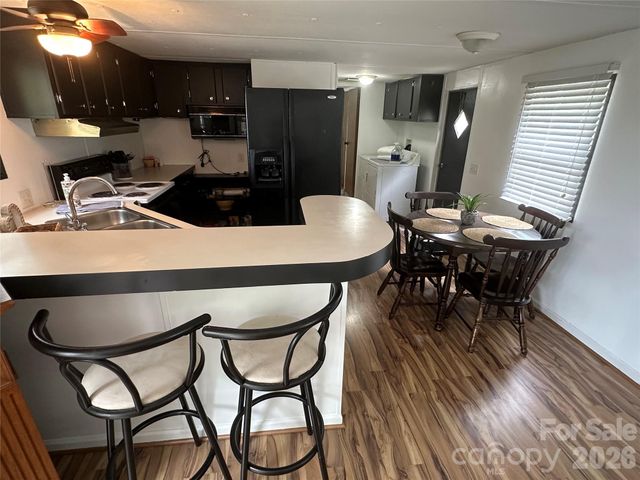 535 Lake Shore Drive 150, New London, NC 28127