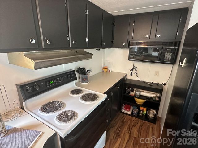 535 Lake Shore Drive 150, New London, NC 28127