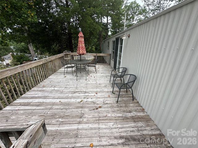535 Lake Shore Drive 150, New London, NC 28127