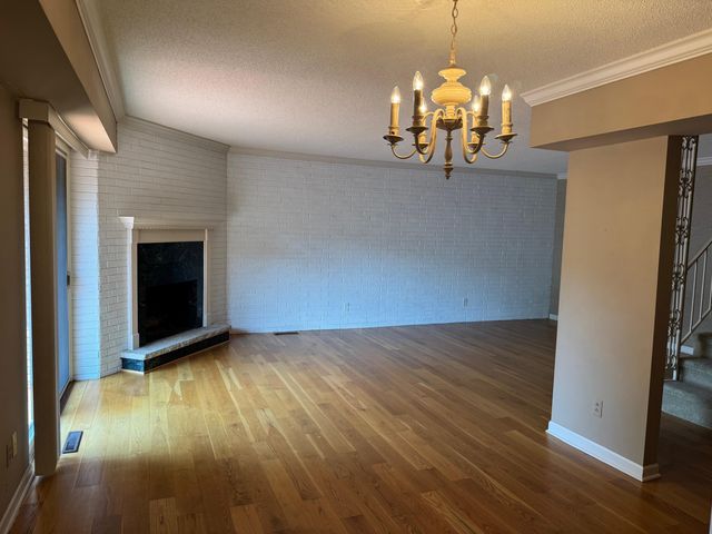 2727 S Lakeshore Drive 7, St. Joseph, MI 49085