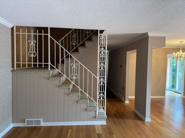 2727 S Lakeshore Drive 7, St. Joseph, MI 49085