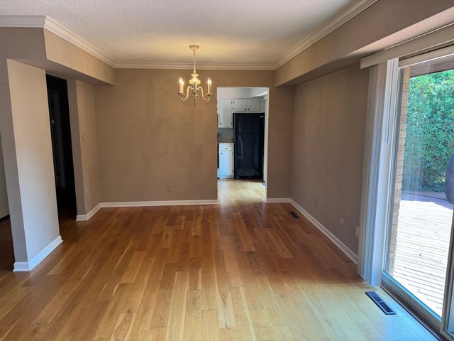 2727 S Lakeshore Drive 7, St. Joseph, MI 49085