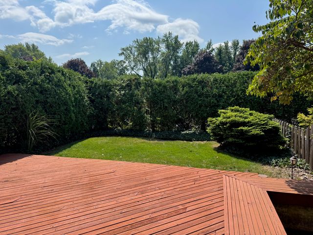 2727 S Lakeshore Drive 7, St. Joseph, MI 49085