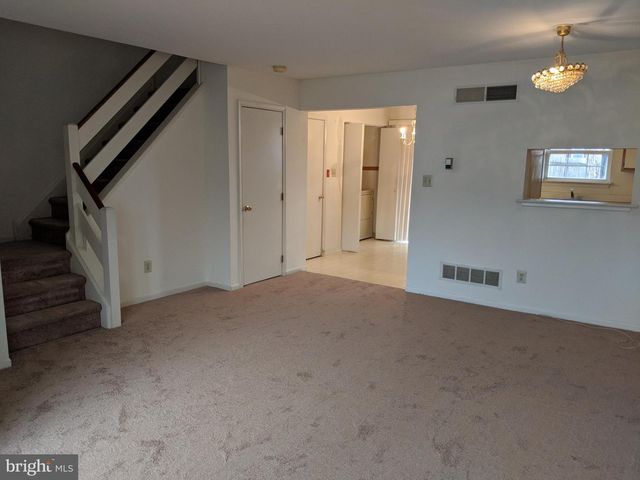 105 PERIWINKLE DR, Dover, DE 19904