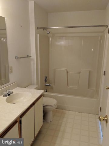 105 PERIWINKLE DR, Dover, DE 19904