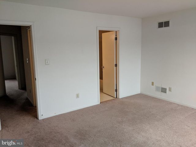 105 PERIWINKLE DR, Dover, DE 19904