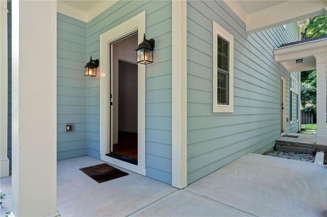4651 Dahlia Drive, Pine Lake, GA 30072